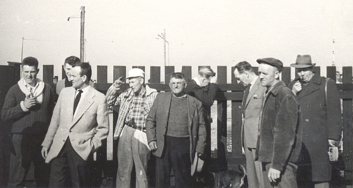 Lodstårnskomiteen 1960. Fra venstre: Ole Palm Petersen, Wulf Hansen, Gerd Jans, August Holm, Einar Rasmussen, Jens Theilgaard, Gunnar Haastrup Vig, Henrik Petersen og Herman Riber, Foto: Svend Jans.